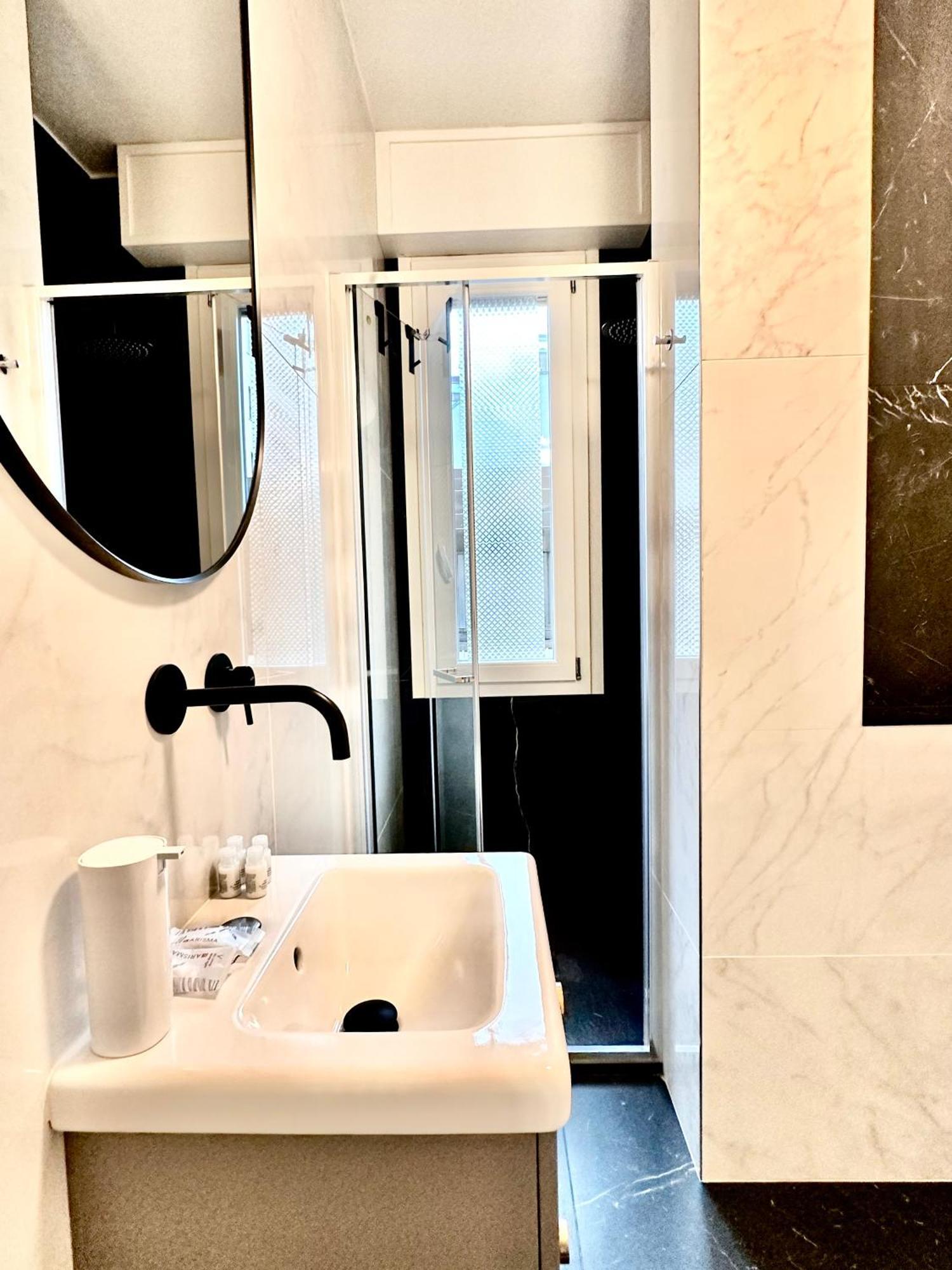 Casa Angelo In Porta Venezia, Duomo Apartment Milan Luaran gambar