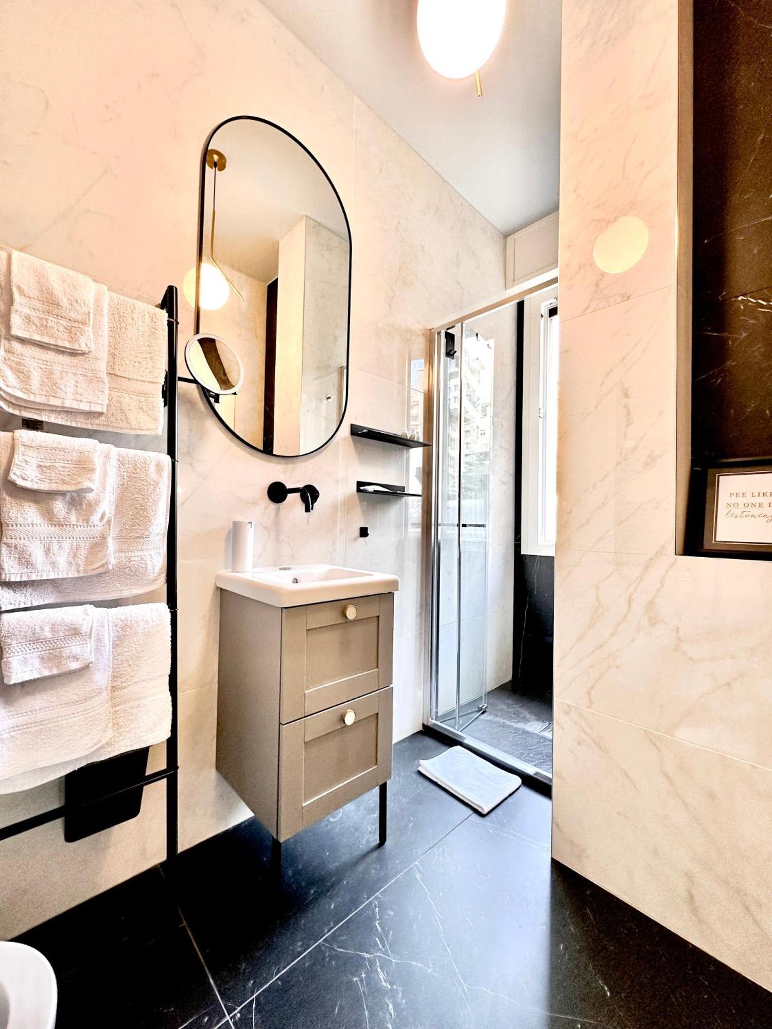 Casa Angelo In Porta Venezia, Duomo Apartment Milan Luaran gambar